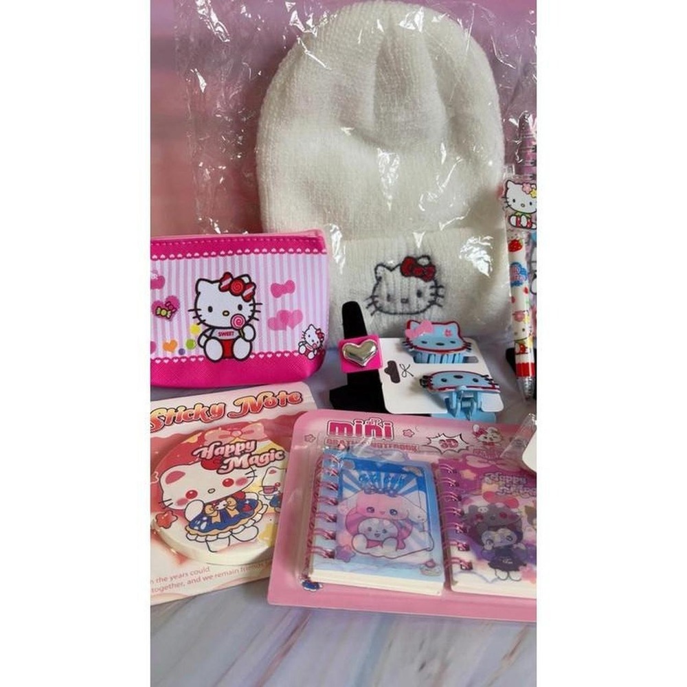 Y2K Coquette Glam Hello Kitty Accessory Bundle NEW - Picture 3 of 8